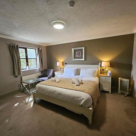 Marsh Farm Hotel Swindon Extérieur photo