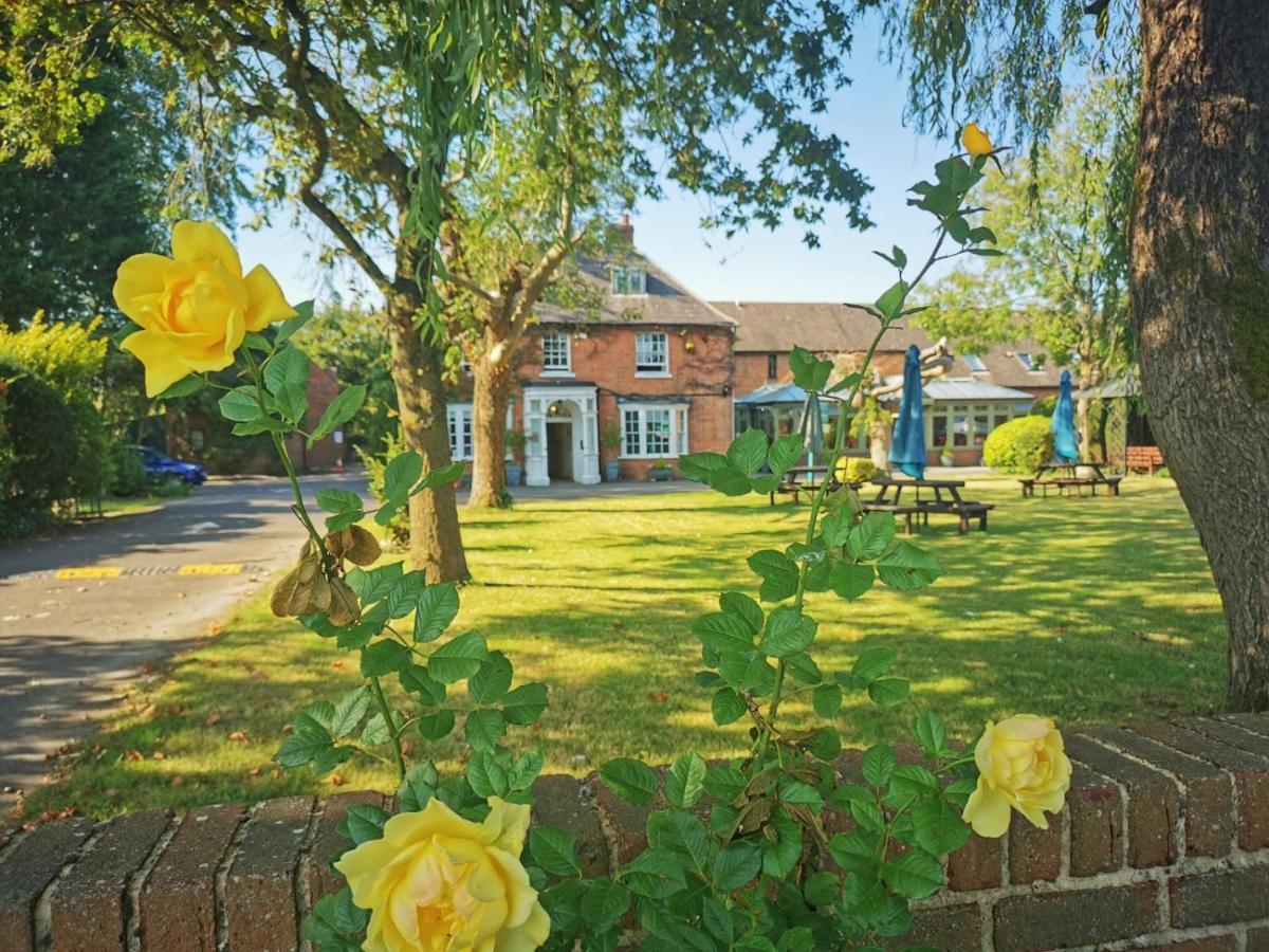 Marsh Farm Hotel Swindon Extérieur photo