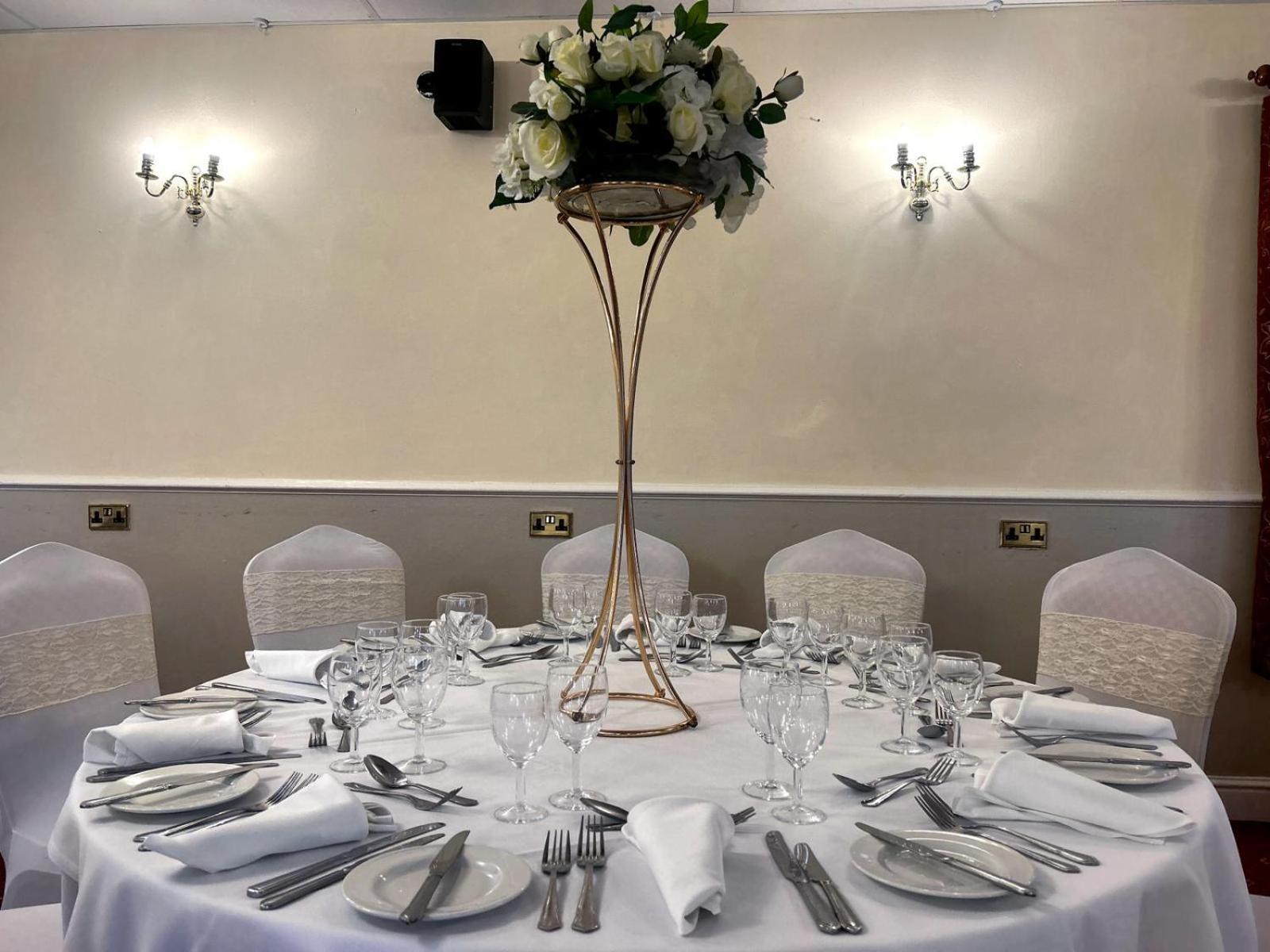 Marsh Farm Hotel Swindon Extérieur photo