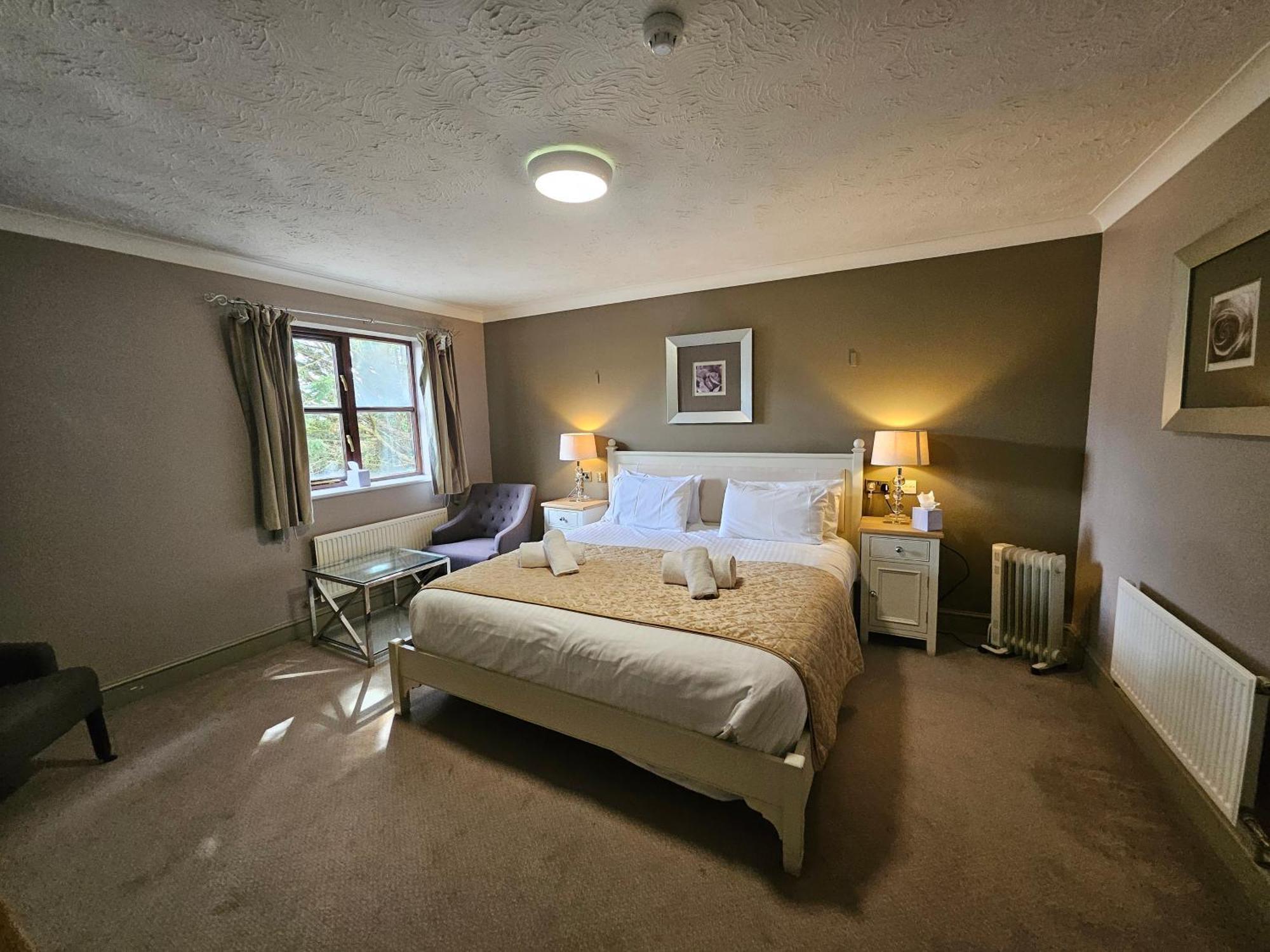 Marsh Farm Hotel Swindon Extérieur photo