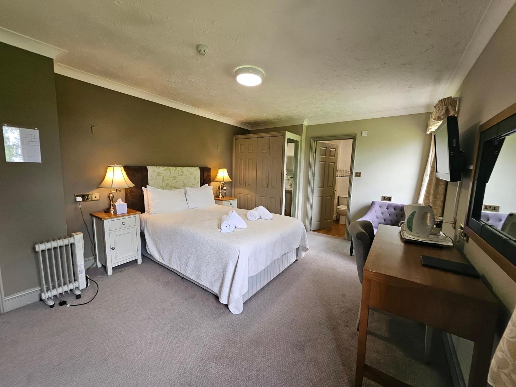Marsh Farm Hotel Swindon Extérieur photo