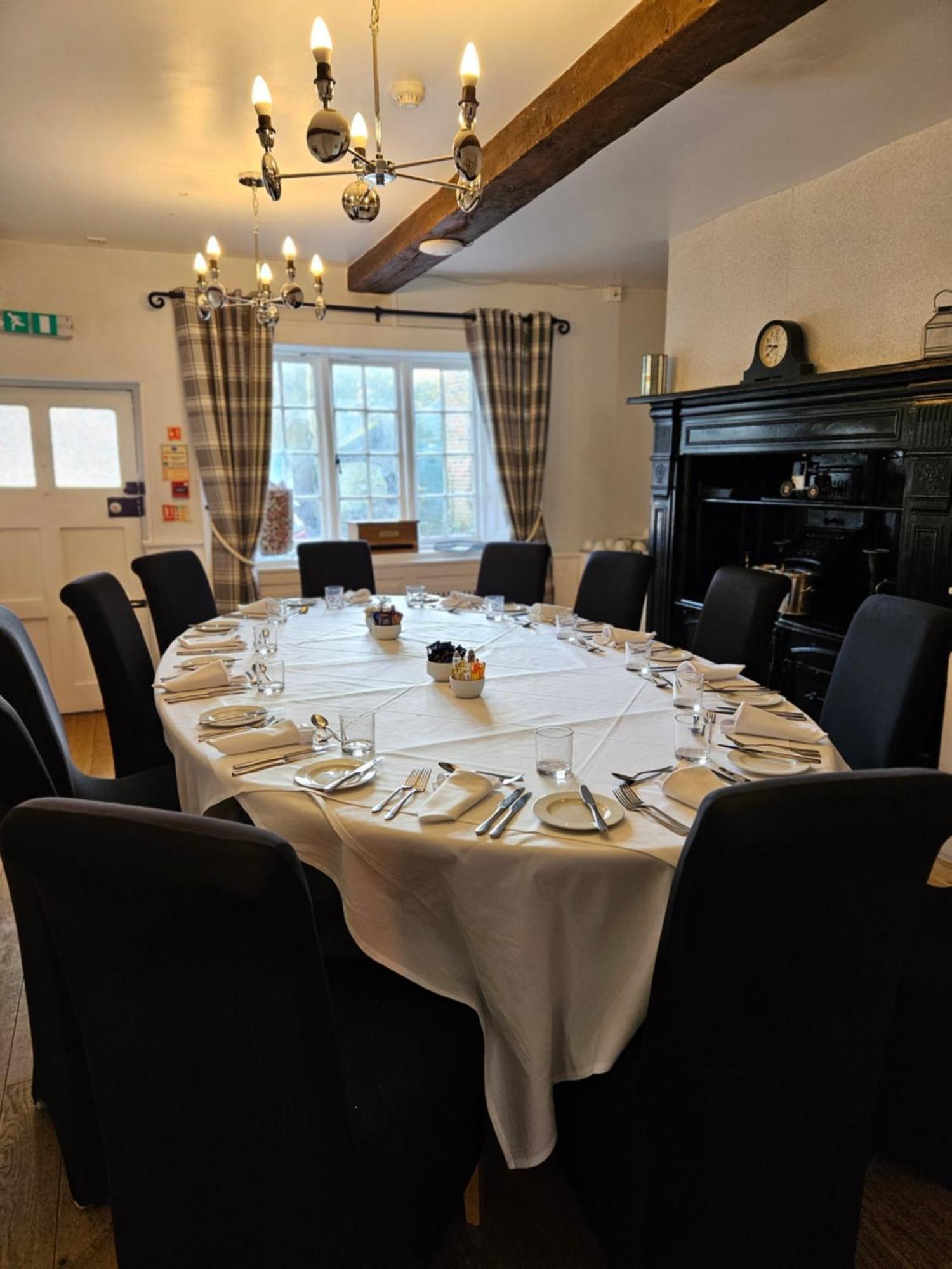 Marsh Farm Hotel Swindon Extérieur photo
