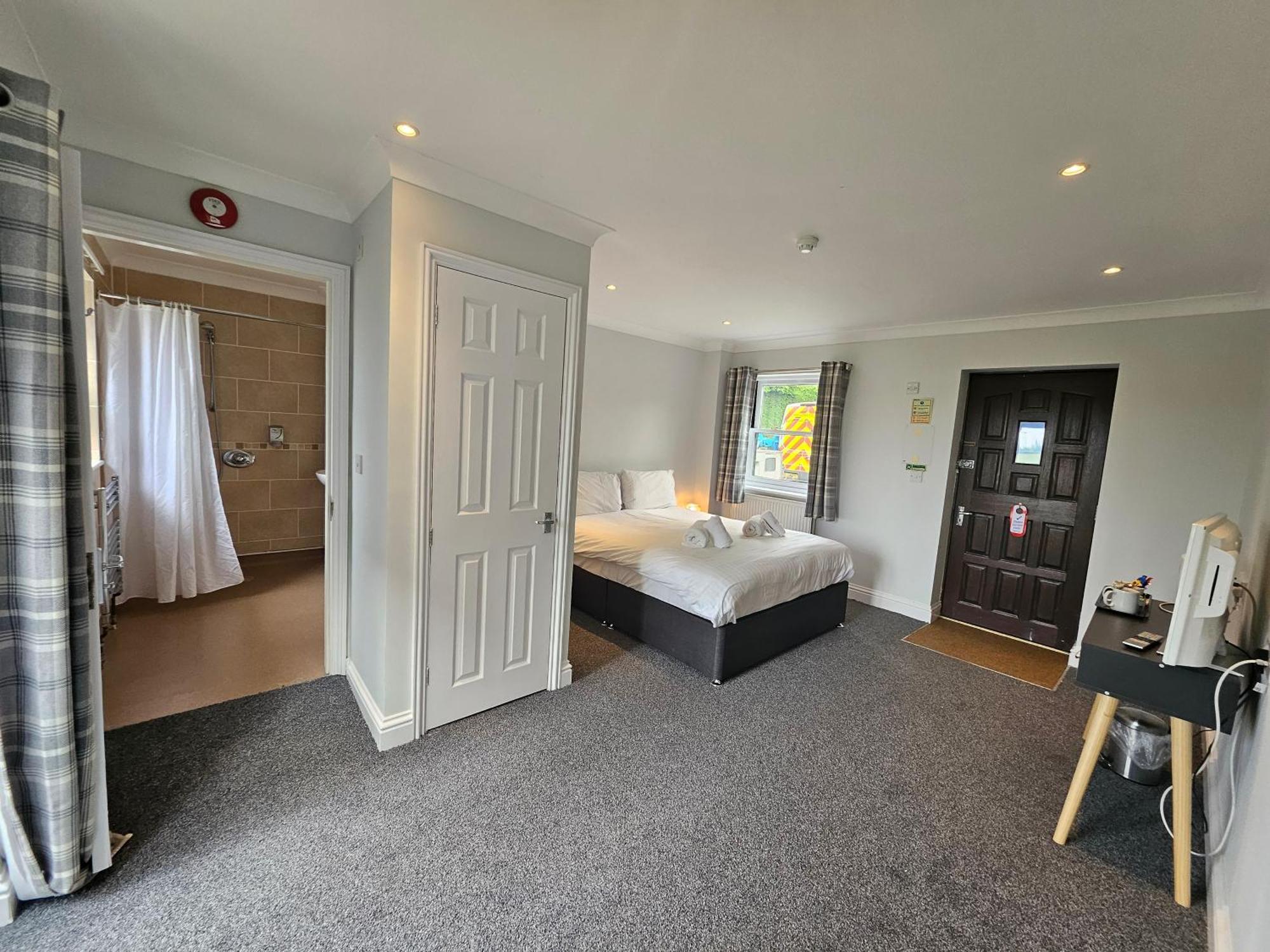 Marsh Farm Hotel Swindon Extérieur photo